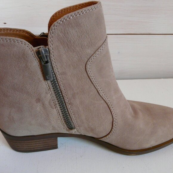Lucky Brand Suede Leather Ankle Bootie Size 6.5 US Tan Side Zip Heel - Picture 7 of 16